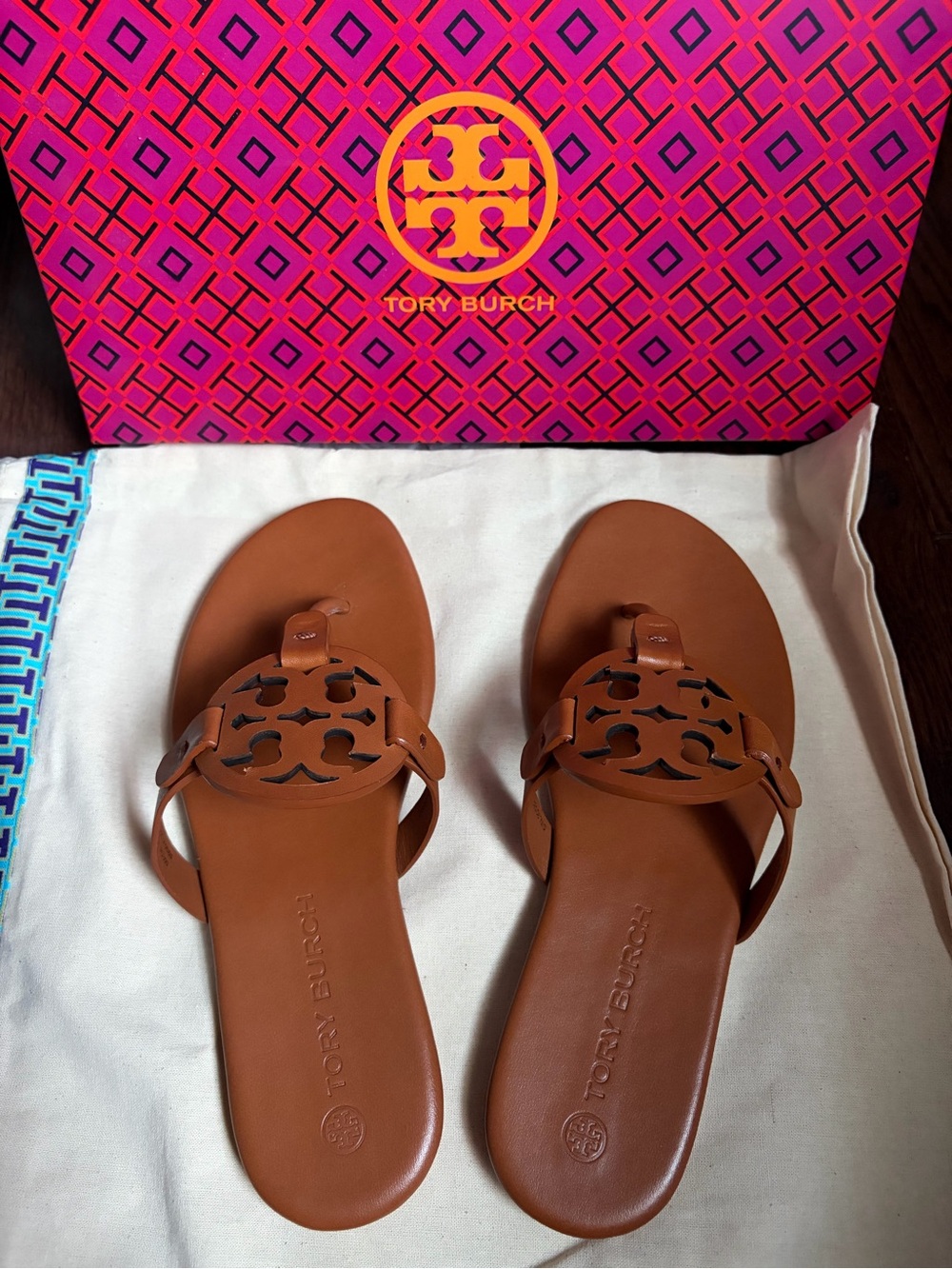 NWT Tory Burch Brown Miller Logo Leather Thong Sandals